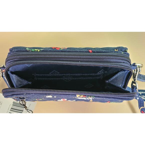 NWT Vera Bradley Christmas Snow Globe Motifs RFID All-in-One Crossbody Purse - Picture 4 of 4